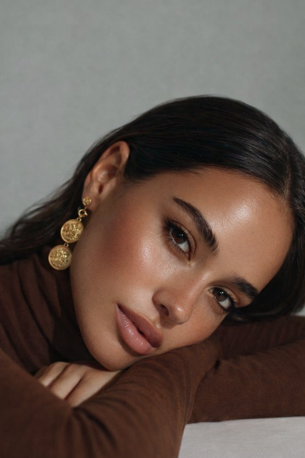 Arab woman with glowing skin representing natural tallow skincare in Lebanon by Mirath Beauty